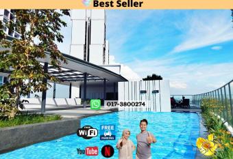 Sinar Rasa Homestay at I-Soho, I-City has Balcony rooms