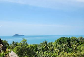 Sis and Sea Residence allows 18 year olds to book a room