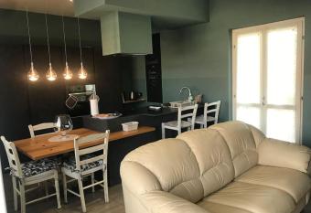 Casetta Rilate: appartamento nuovo con giardino allows 18 year olds to book a room