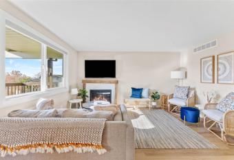 Boise Hills - 600 R has Balcony rooms