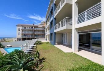 Sea side beauty has Balcony rooms