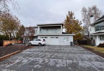 Fleetwood, Surrey 9410 allows 18 year olds to book a room