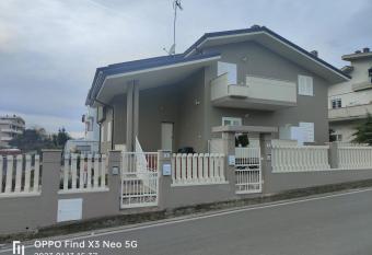 Villa Margherita has Balcony rooms