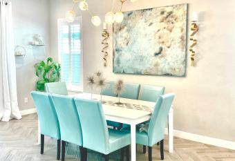 SUPERBOWL rental 2023 has rooms with a private hot tub