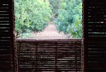 ROBBIEES FLAME has Balcony rooms