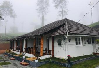 1921 the estate villa has Smoking rooms