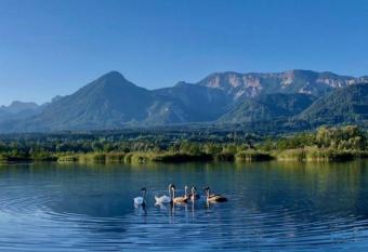 Ferienhaus Annemarie allows 18 year olds to book a room