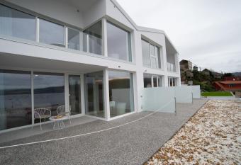 Otantus Hotel allows 18 year olds to book a room