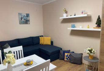 Gardenia Apartment has Balcony rooms