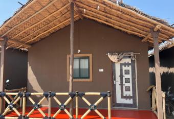 Hippie land hampi has Smoking/Balcony rooms