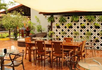 Pousada No Meio do Mundo has Balcony rooms