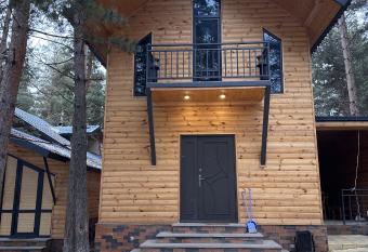 Wooden Cottage in Tsaghkadzor has Balcony rooms