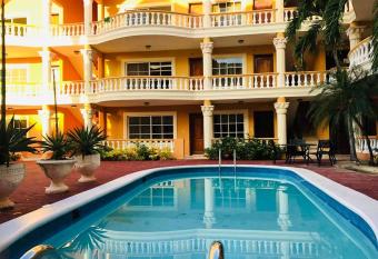 Apartment in Bibijagua Beach with pool, Punta Cana allows 18 year olds to book a room