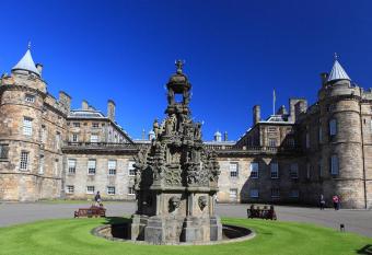 EDI b&b allows 18 year olds to book a room