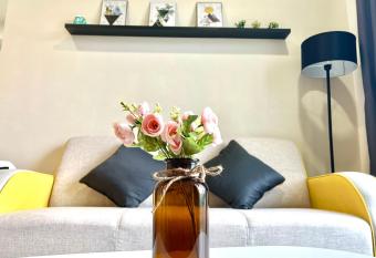 The D Carlton HomeStay 2BR allows 18 year olds to book a room