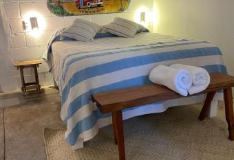 La Bocana Surf House has Balcony rooms