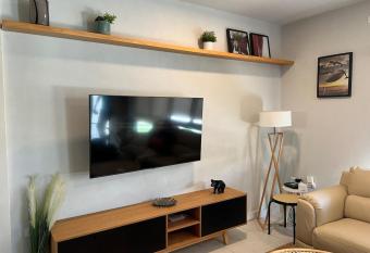 Casa con alberca en Residencial Portovela has rooms with a private hot tub