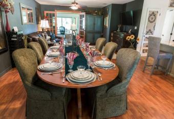 La Villetta allows 18 year olds to book a room