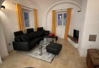 City Appartement 5280 allows 18 year olds to book a room