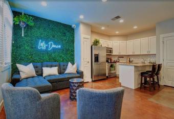 Condo 04 - Dance It Out - Fun Nashville Condo has Balcony rooms