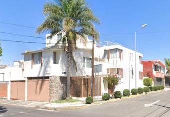 Pensi  n Prados allows 18 year olds to book a room