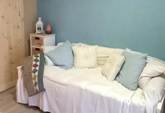 Casa Relax allows 18 year olds to book a room