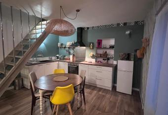 Bertine allows 18 year olds to book a room