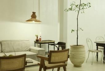 Maison Victoire, Pointe-  -Pitre has Balcony rooms