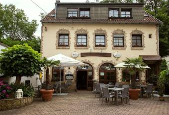 Hotel zur Klause has Balcony rooms