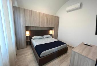 AIR      HOME A                               has Balcony rooms