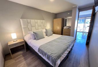 Spazios Apart Hotel Re  aca has Balcony rooms