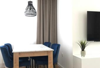 Central Lakeview Apartment, East Sarajevo has Balcony rooms