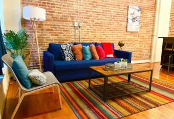 Stylish Harbor Loft     UMMC     JHHS     Mercy allows 18 year olds to book a room