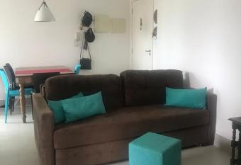 Apartamento encantador, 100 m do mar has Balcony rooms