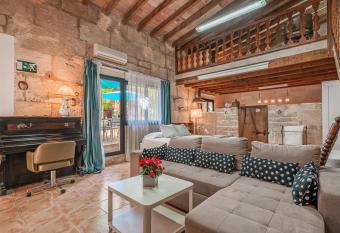 Segles 11 has Balcony rooms