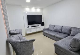 Lindo Apartamento con cocina. has Balcony rooms