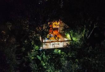 La Cueva Ecolodge has Balcony rooms