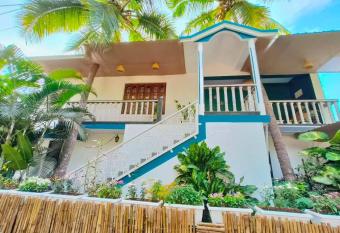 Riverhouse by Viva la Vida has Balcony rooms