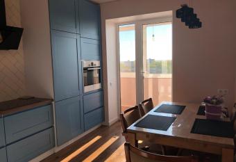                                           allows 18 year olds to book a room