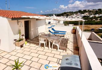 CasaSalentina - Stella Marina has Balcony rooms