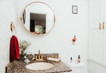 Blue Stem Lake Vacation Rental has Balcony rooms