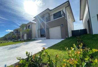 The Wonderlux Home 5BD/5BA King Bed Keys Zoo MIA has Balcony rooms