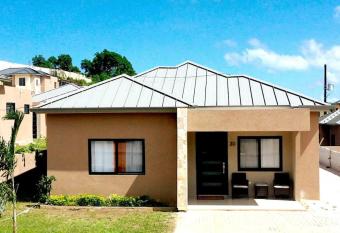 Ochi Rios Vacation Home Stay allows 18 year olds to book a room