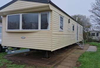 Westfield 17 allows 18 year olds to book a room