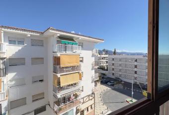 Apartamento centro de Nerja - Southcosta Buddha has rooms with a private hot tub