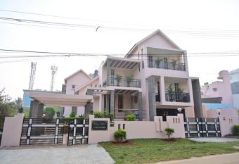 Moon villa has Balcony rooms