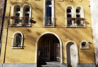 Loft in Borgloon allows 18 year olds to book a room