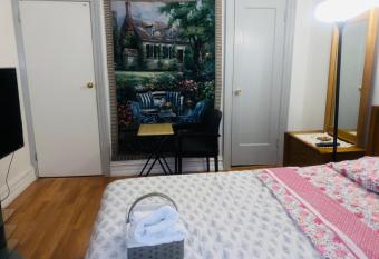 Cozy Comfort In Brooklyn allows 18 year olds to book a room