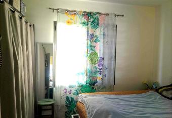 Ex  LES has Balcony rooms