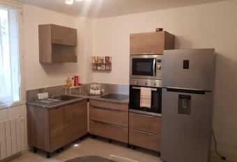 Les salines has Balcony rooms